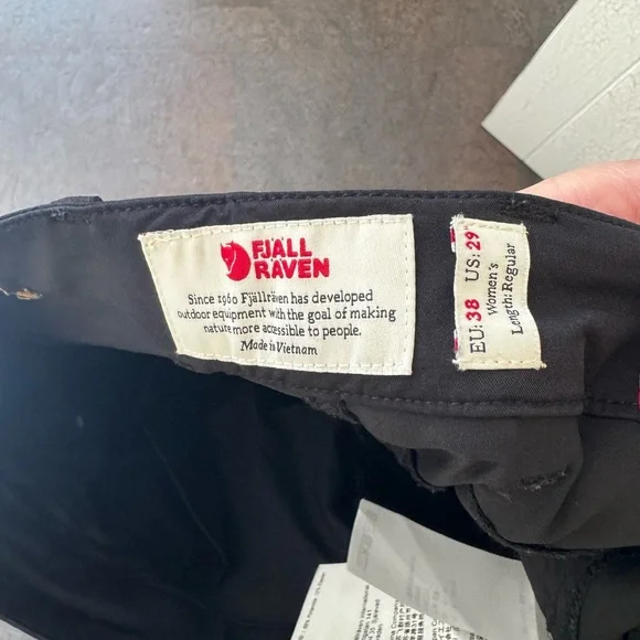 Fjallraven Abisko trekking pants, size EU38/US29 - Picture 3 of 5